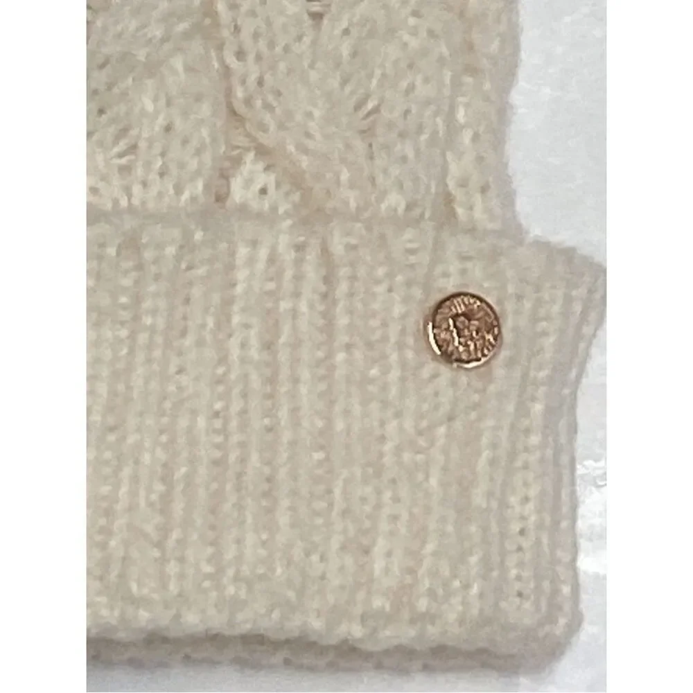 Anne Klein warm cream